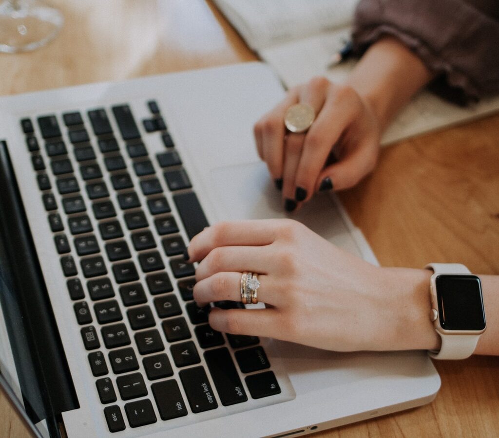 Performance management software - SutiHR