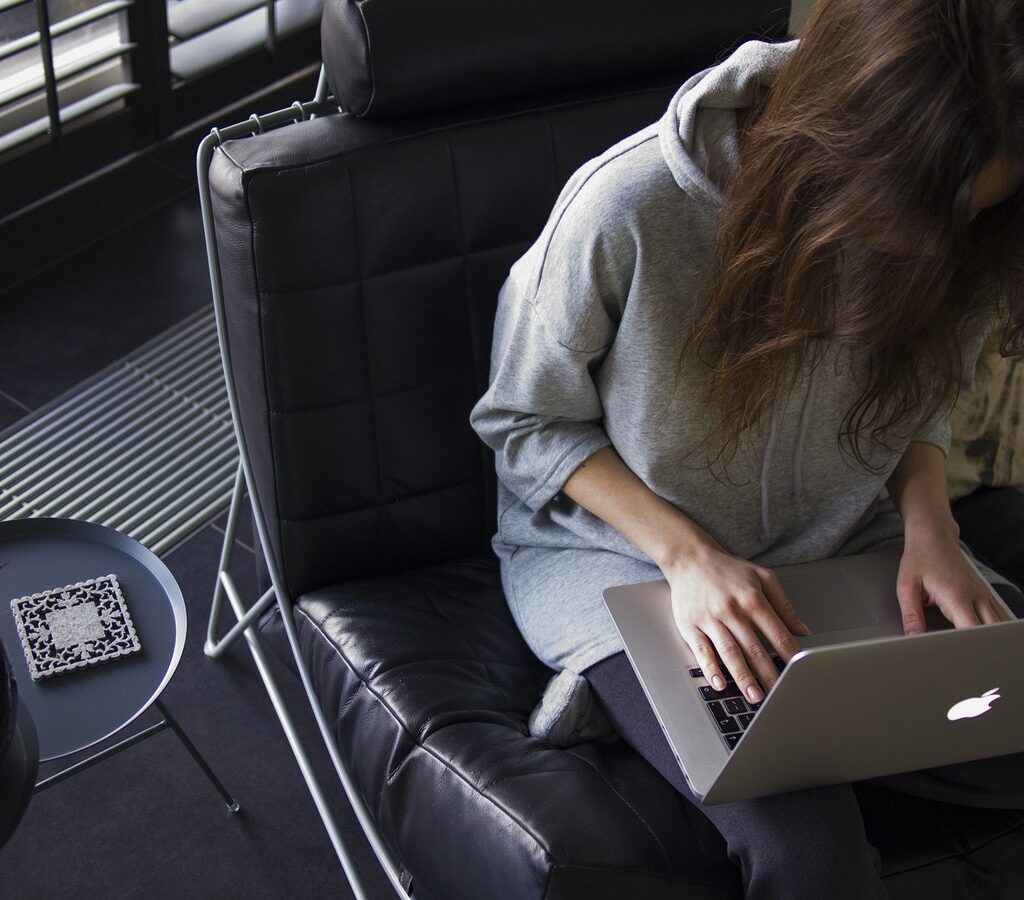 Real-Time Feedback Improves Employee Engagement