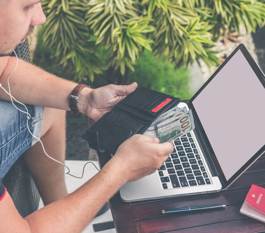 Saving On Corporate Travel Expenses