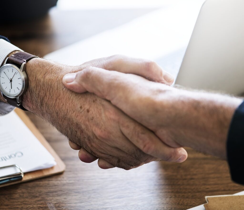 How The Integrated CRM System With E-Signatures Can Benefit Your Business